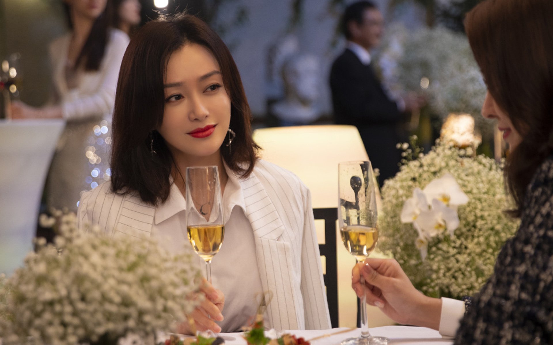 引擎轰鸣中的交响诗,伦纳德如何以一人之姿,谱写F1年度争冠之夜的团队华章